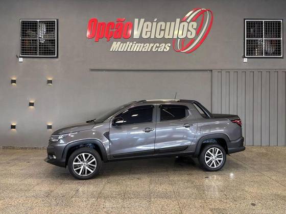 FIAT STRADA 1.3 FIREFLY FLEX VOLCANO CD CVT FIAT STRADA 1.3 FIREFLY FLEX VOLCANO CD CVT